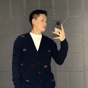 구찌 멀티컬러 GG 캐시미어 가디건 블랙 레플리카 미러급 SA급 S급 고퀄리티 하이엔드 최상급 의류 [남성여성공용]