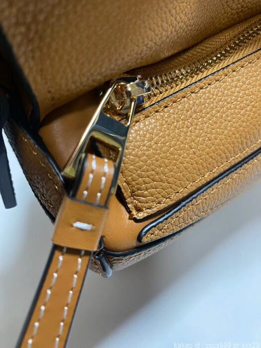 2024.05.12_[이ㅇ숙 고객님 주문제품 검수사진] 로에베 레플리카 가방 퍼즐백 5