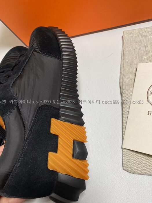 2024.03.19_[박ㅇ중 고객님 주문제품 검수사진] 에르메스 레플리카 신발 4