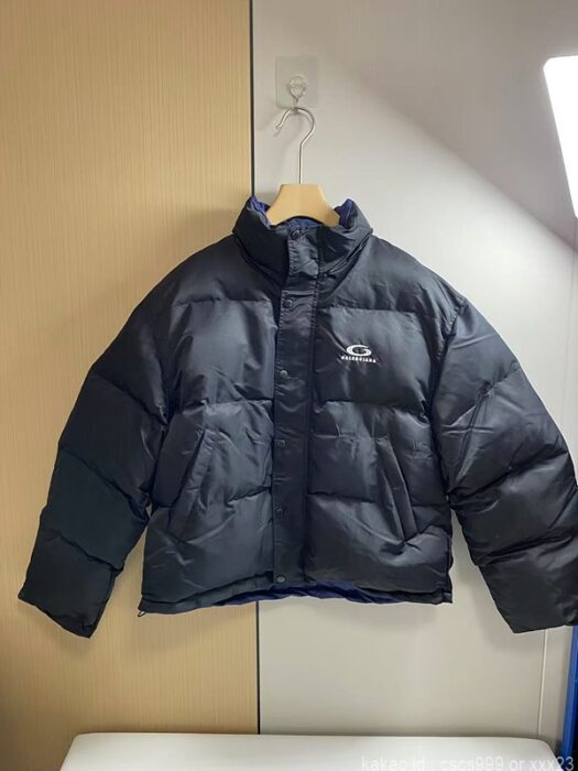 2024.04.02_[최ㅇ아 고객님 주문제품 검수사진] 발렌시아가 레플리카 양면 패딩