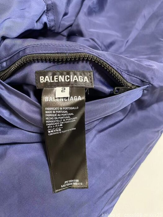 2024.04.02_[최ㅇ아 고객님 주문제품 검수사진] 발렌시아가 레플리카 양면 패딩 3