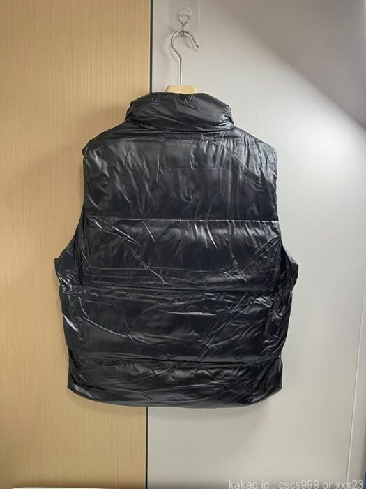 2024.04.02_[김ㅇ정 고객님 주문제품 검수사진] 프라다 레플리카 패딩조끼 2