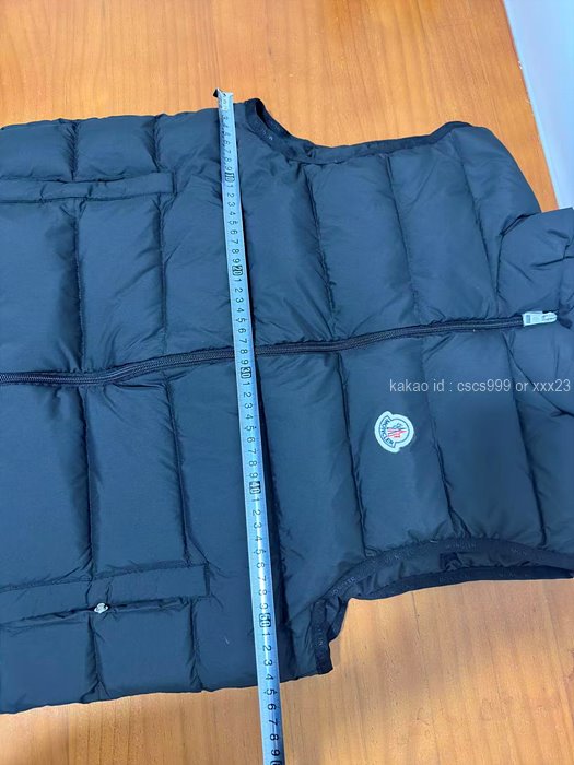 2025.12.12_[석ㅇㅇ 고객님 주문제품 검수사진] 몽클레어 패딩 조끼 레플리카 미러급 SA급 S급 고퀄리티 하이엔드 최상급  9