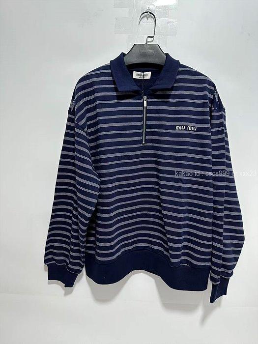 2025.12.18_[최ㅇㅇ 고객님 주문제품 검수사진] 미우미우 긴팔 카라 반집업 니트티 레플리카 미러급 SA급 S급 고퀄리티 하이엔드 최상급 