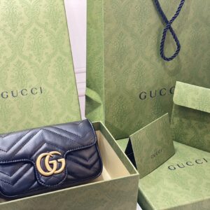 구찌 GG 마몽 마틀라세 슈퍼 미니백 블랙 476433 레플리카 미러급 SA급 S급 고퀄리티 최상급 하이엔드 가방 [여성]