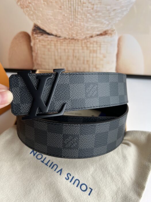 루이비통 LV 이니셜 다미에 클램프 벨트 40mm 2컬러 블랙 레플리카 미러급 SA급 S급 고퀄리티  [남성] - best 6