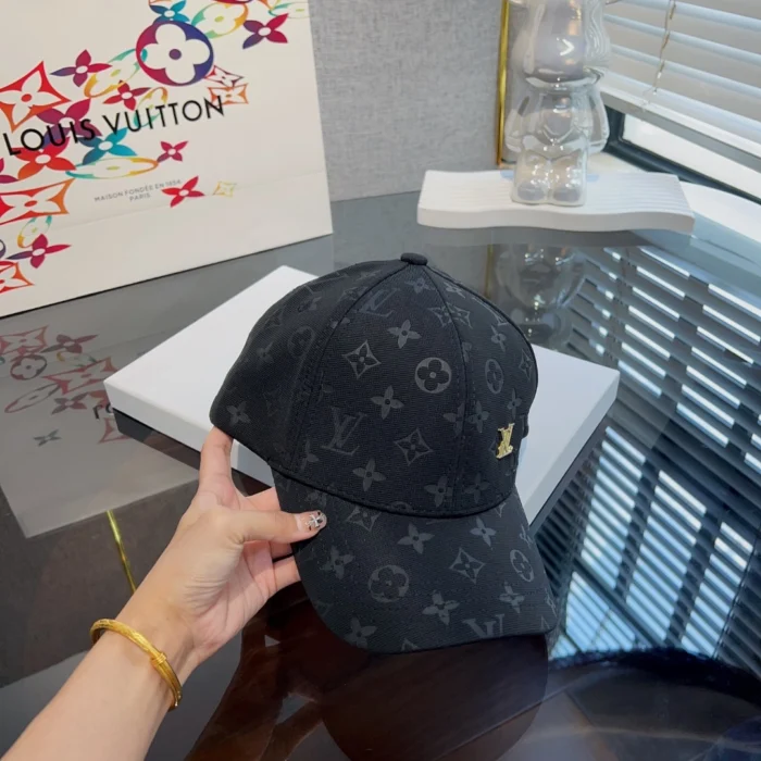 루이비통 배찌 볼캡 (2COLOR) 레플리카 미러급 SA급 S급 고퀄리티 모자 [남성여성공용] 최상급 하이엔드 - thebest 2
