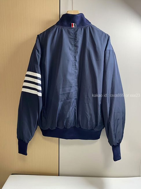 2025.12.04_[강ㅇㅇ 고객님 주문제품 검수사진] 톰브라운 패딩 점퍼 레플리카 미러급 SA급 S급 고퀄리티 하이엔드 최상급  2