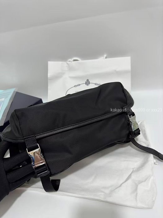 2025.12.05_[심ㅇㅇ 고객님 주문제품 검수사진] 프라다 바이커백 가방 레플리카 미러급 SA급 S급 고퀄리티 하이엔드 최상급  4