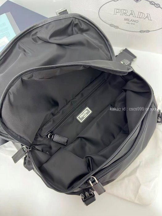 2025.12.05_[심ㅇㅇ 고객님 주문제품 검수사진] 프라다 바이커백 가방 레플리카 미러급 SA급 S급 고퀄리티 하이엔드 최상급  9