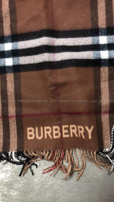 2023.03.18_[백ㅇ희  고객님 검수] 버버리 레플리카 머플러 6