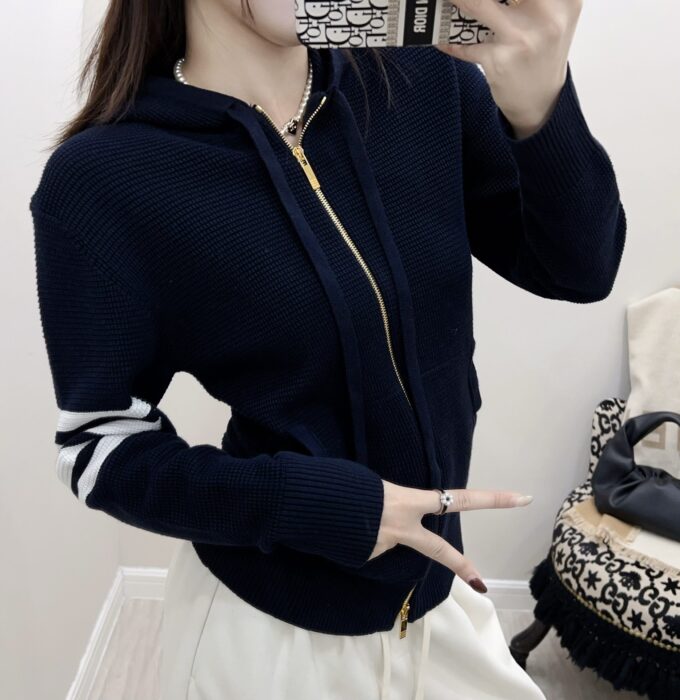 톰브라운 와블 사선 지퍼 후드집업 네이비 레플리카 미러급 SA급 S급 고퀄리티 하이엔드 최상급 의류 [여성] 2