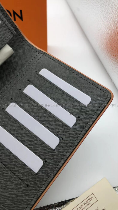 2024.01.25_[옥ㅇ수 고객님 검수] 루이비통 레플리카 장지갑 62285  5