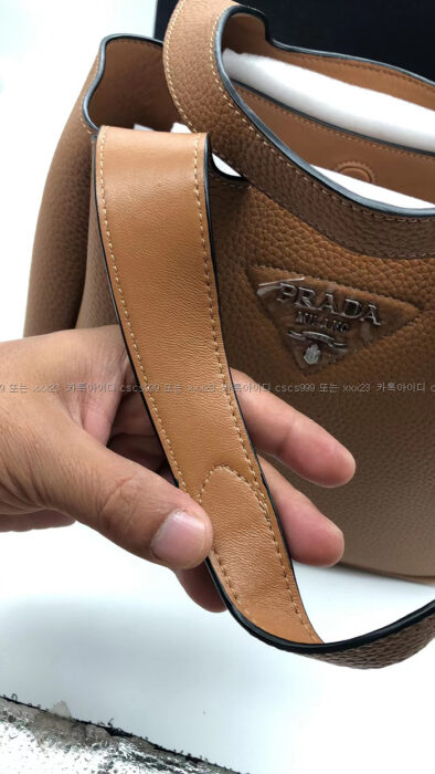 2023.02.07_[이ㅇ순 고객님 검수] 프라다 레플리카 가방 40872  13