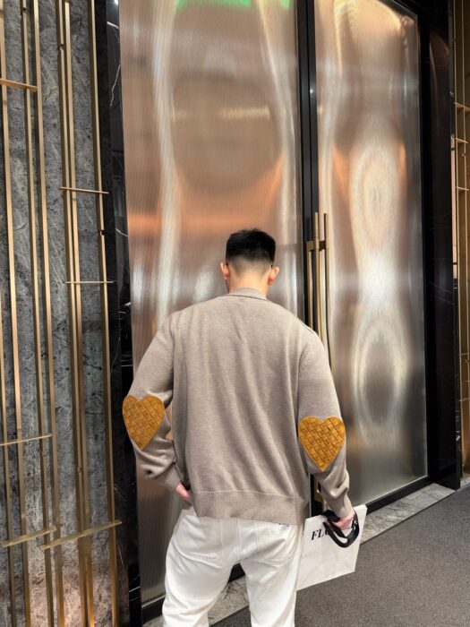 보테가베네타 캐시미어 가디건 소매 하트 레플리카 미러급 SA급 S급 고퀄리티 하이엔드 최상급 의류 [남성여성공용] 2