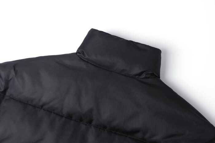 프라다 삼각 패치 블랙 패딩 레플리카 미러급 SA급 S급 고퀄리티 하이엔드 최상급 의류 [남성여성공용] 6