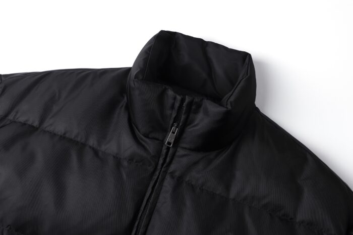 프라다 삼각 패치 블랙 패딩 레플리카 미러급 SA급 S급 고퀄리티 하이엔드 최상급 의류 [남성여성공용] 5