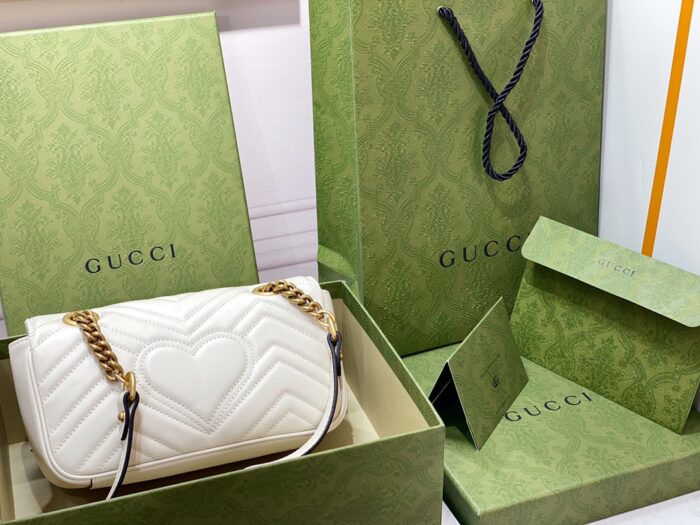 구찌 마몽 마틀라세 레더 체인 숄더백 446744 화이트 레플리카 미러급 SA급 S급 고퀄리티 최상급 하이엔드 가방 [여성] 8