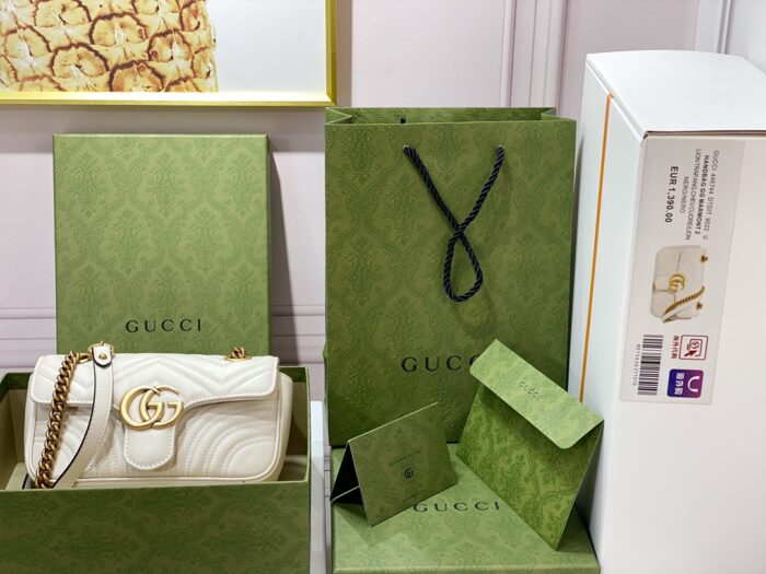 구찌 마몽 마틀라세 레더 체인 숄더백 446744 화이트 레플리카 미러급 SA급 S급 고퀄리티 최상급 하이엔드 가방 [여성] 9