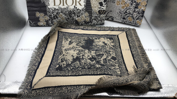 2023.03.03_[김ㅇ정 고객님 검수] 디올 레플리카 머플러 39010  6