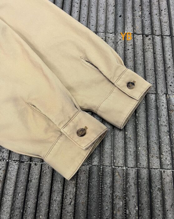 미우미우 라이트 데님 블루종 자켓 베이지 레플리카 미러급 SA급 S급 고퀄리티 하이엔드 최상급 의류 [남성여성공용] 11