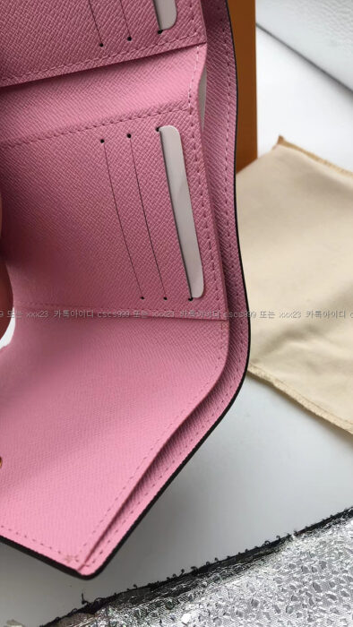 2023.01.30_[강ㅇ희 고객님 검수] 루이비통 레플리카 카드지갑 17