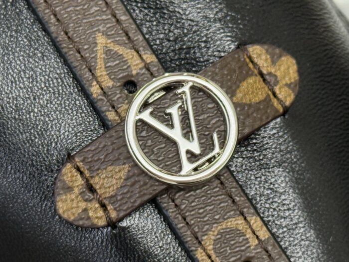 루이비통 캐리올 이스트 웨스트 M28160 블랙 레플리카 미러급 SA급 S급 고퀄리티 최상급 하이엔드 가방 [여성] 8