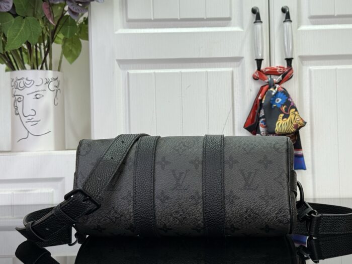 루이비통 키폴 반둘리에 25 M28369 블랙 레플리카 미러급 SA급 S급 고퀄리티 최상급 하이엔드 가방 [남성여성공용] 5