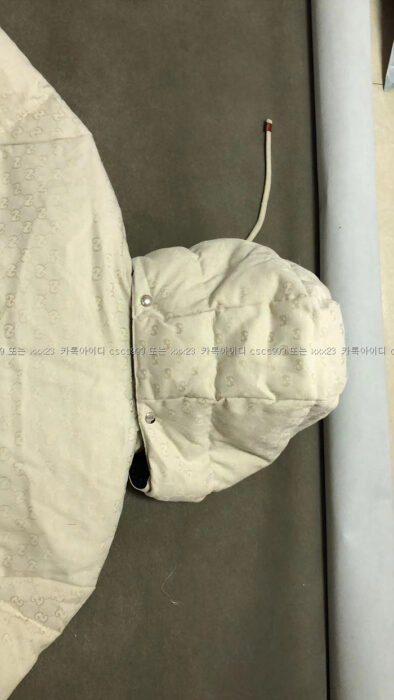 2023.03.10_[조ㅇ석 고객님 검수] 구찌 레플리카 숏 패딩 12