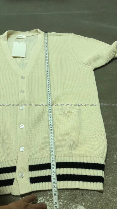 2023.04.09_[김ㅇ수 고객님 검수] 셀린느 레플리카 가디건  43271 8