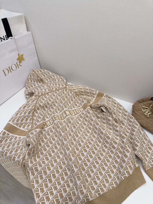 디올 오블리크 양면 캐시미어 후드집업 카키 레플리카 미러급 SA급 S급 고퀄리티 하이엔드 최상급 의류 [여성] 10