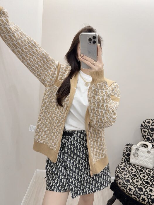 디올 오블리크 양면 캐시미어 후드집업 카키 레플리카 미러급 SA급 S급 고퀄리티 하이엔드 최상급 의류 [여성] 2