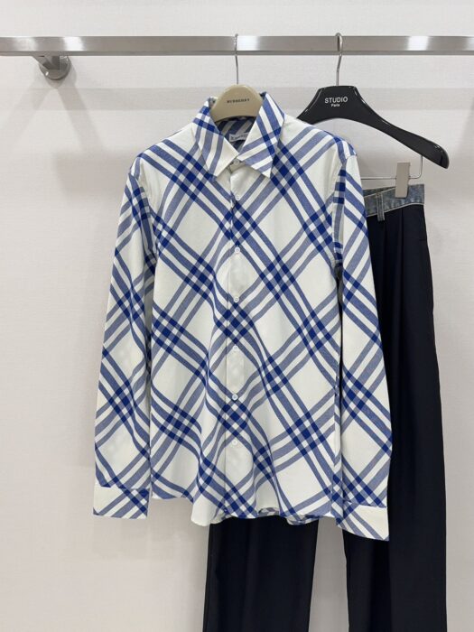 버버리 블루 체크 긴팔 셔츠 화이트 블루 레플리카 미러급 SA급 S급 고퀄리티 하이엔드 최상급 의류 [남성여성공용] 4