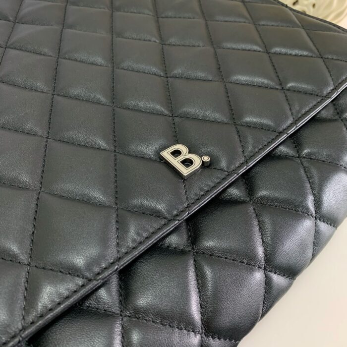 발렌시아가 B 퀼팅 백 블랙 양가죽 레플리카 미러급 SA급 S급 고퀄리티 최상급 하이엔드 가방 [여성] 8