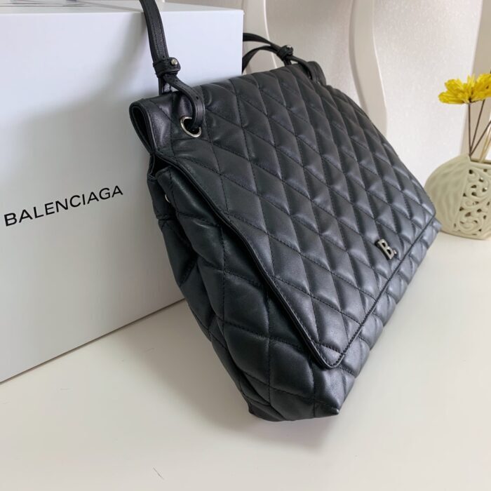 발렌시아가 B 퀼팅 백 블랙 양가죽 레플리카 미러급 SA급 S급 고퀄리티 최상급 하이엔드 가방 [여성] 5
