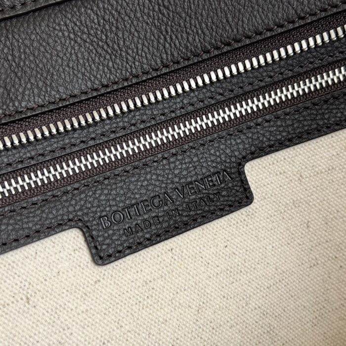 보테가베네타 코리에레 메신저 백 초콜릿 826852 레플리카 미러급 SA급 S급 고퀄리티 최상급 하이엔드 가방 [남성여성공용] 7