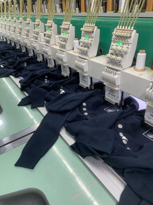 루이비통 어깨 단추 니트 네이비 레플리카 미러급 SA급 S급 고퀄리티 하이엔드 최상급 의류 [남성여성공용] 5