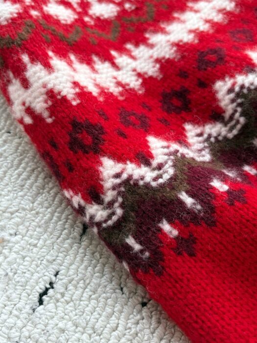 로로피아나 위 자카드 캐시미어 하이넥 니트 레드 레플리카 미러급 SA급 S급 고퀄리티 하이엔드 최상급 의류 [여성] 9