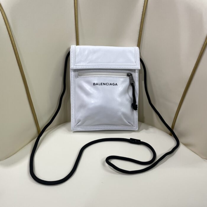 발렌시아가 모노그램 핸드폰 백 크로스백 회백색 레플리카 미러급 SA급 S급 고퀄리티 최상급 하이엔드 가방 [남성여성공용]