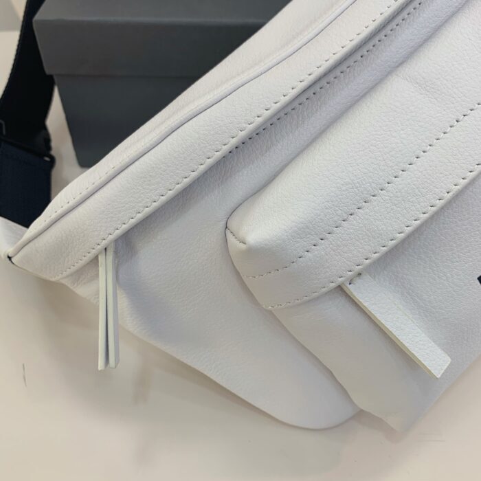 발렌시아가 에브리데이 벨트팩 화이트 레플리카 미러급 SA급 S급 고퀄리티 최상급 하이엔드 가방 [남성여성공용] 8