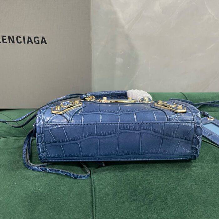 발렌시아가 르 시티 미니 백 악어무늬 블루 레플리카 미러급 SA급 S급 고퀄리티 최상급 하이엔드 가방 [여성] 4