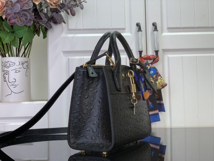 루이비통 LV 시티 스티머 미니백 M85454 블랙 타조무늬 레플리카 미러급 SA급 S급 고퀄리티 최상급 하이엔드 가방 [여성] 4