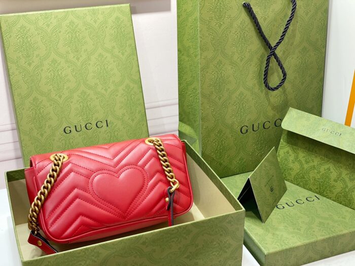 구찌 마몽 마틀라세 레더 체인 숄더백 446744 레드 레플리카 미러급 SA급 S급 고퀄리티 최상급 하이엔드 가방 [여성] 2