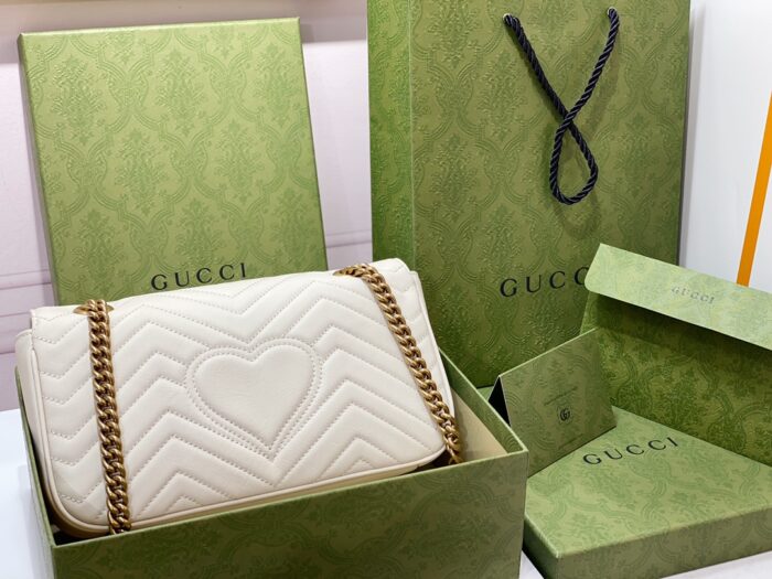 구찌 GG 마몽 마틀라세 숄더백 443497 화이트 레플리카 미러급 SA급 S급 고퀄리티 최상급 하이엔드 가방 [여성] 2