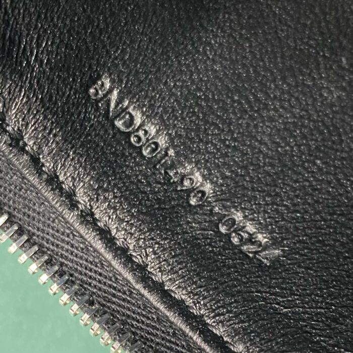 생로랑 엔벨로프 스트랩 파우치 블랙 801490 레플리카 미러급 SA급 S급 고퀄리티 최상급 하이엔드 가방 [여성] 14
