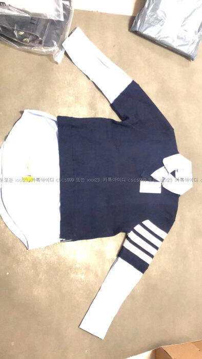 2023.01.27_[이ㅇ은 고객님 검수] 톰브라운 레플리카 니트셔츠 17