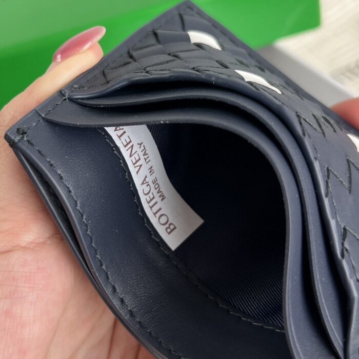 보테가베네타 인트레치아토 피콜로 카드 케이스 817397 배색 화이트 네이비 레플리카 미러급 SA급 S급 고퀄리티 최상급 하이엔드 지갑 [남성여성공용] 9