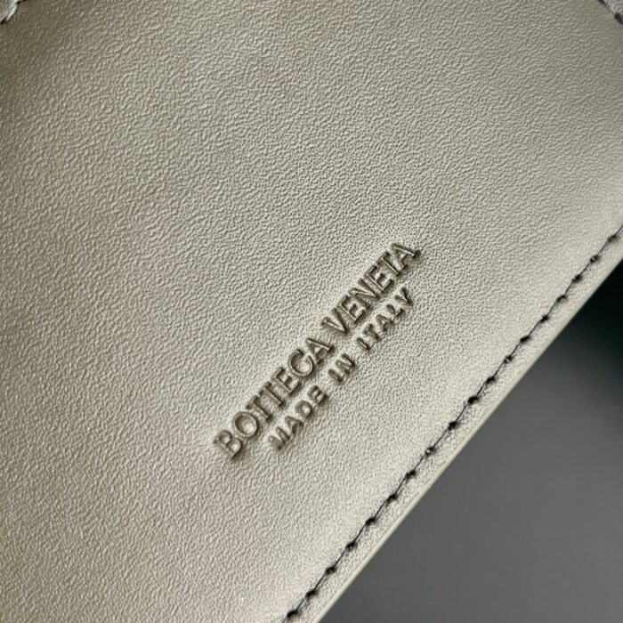 보테가베네타 인트레치아토 피콜로 명함지갑 805825 카키 그린 레플리카 미러급 SA급 S급 고퀄리티 최상급 하이엔드 지갑 [남성여성공용] 9