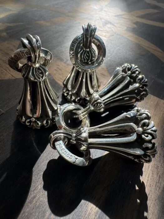 크롬하츠 방울 펜던트 미디엄 레플리카 미러급 SA급 S급 고퀄리티 최상급 하이엔드 악세사리 [남성여성공용]