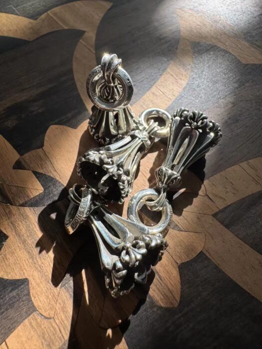 크롬하츠 방울 펜던트 미디엄 레플리카 미러급 SA급 S급 고퀄리티 최상급 하이엔드 악세사리 [남성여성공용] 2